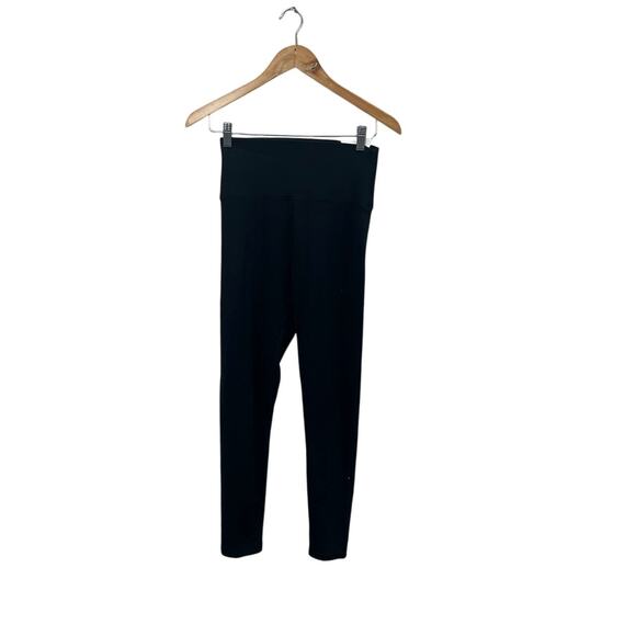 Aerie Offline Black High Rise Leggings size M NWT - Picture 1 of 8